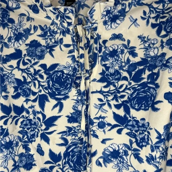 SHEIN Light Blue Distressed Blouse - Picture 4 of 8